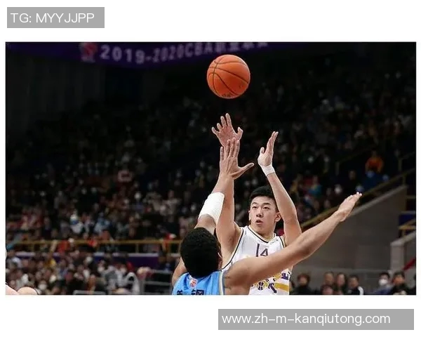 足球二级运动员的成长之路与未来发展潜力探讨 足球二级运动员的成长之路与未来发展潜力探讨